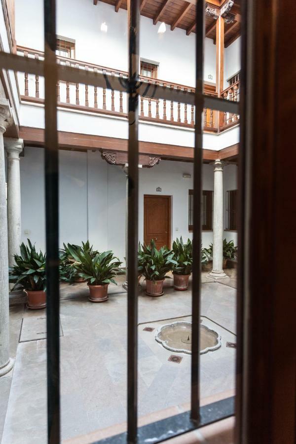 Apartamento De Lujo En Antiguo Convento Granada Exterior foto